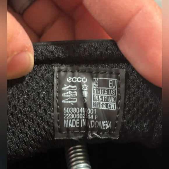 ECCO Men's Turn II Waterproof Lace Chukka Boots Size 11 Black Leather Casual - Picture 8 of 8